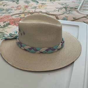 Baldiz hat